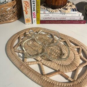 Clear Glass Leaf  Divided Dish 🍃 🍂